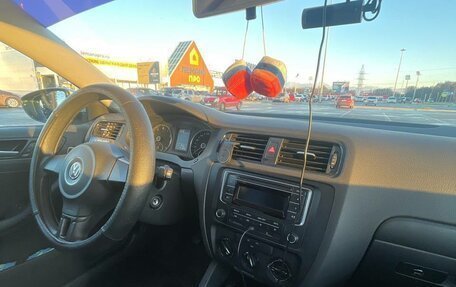 Volkswagen Jetta VI, 2014 год, 1 000 000 рублей, 9 фотография