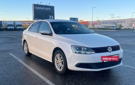 Volkswagen Jetta VI, 2014 год, 1 000 000 рублей, 5 фотография