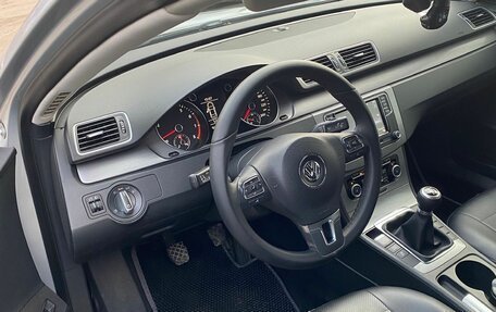 Volkswagen Passat B7, 2011 год, 1 200 000 рублей, 12 фотография