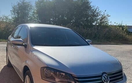 Volkswagen Passat B7, 2011 год, 1 200 000 рублей, 2 фотография