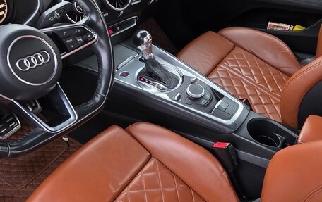 Audi TT, 2014 год, 2 850 000 рублей, 15 фотография