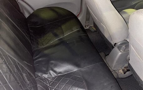 KIA Rio II, 2002 год, 230 000 рублей, 9 фотография