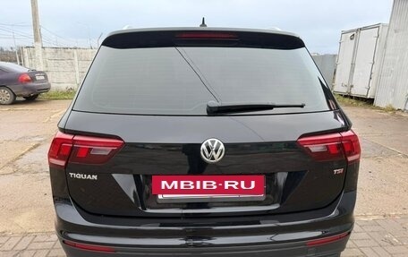 Volkswagen Tiguan II, 2017 год, 1 950 000 рублей, 8 фотография