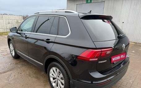 Volkswagen Tiguan II, 2017 год, 1 950 000 рублей, 4 фотография