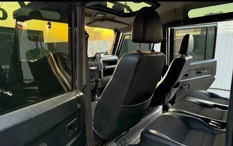 Land Rover Defender I, 2009 год, 2 000 000 рублей, 13 фотография