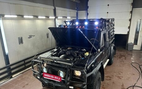 Land Rover Defender I, 2009 год, 2 000 000 рублей, 2 фотография