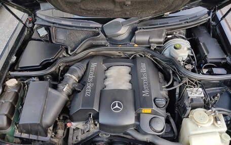 Mercedes-Benz E-Класс, 2001 год, 950 000 рублей, 13 фотография