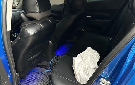 Chevrolet Cruze II, 2011 год, 600 000 рублей, 10 фотография