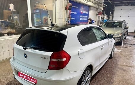 BMW 1 серия, 2010 год, 750 000 рублей, 3 фотография