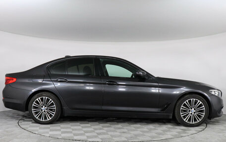 BMW 5 серия, 2019 год, 3 297 000 рублей, 6 фотография