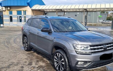 Volkswagen Teramont I, 2019 год, 3 130 000 рублей, 3 фотография