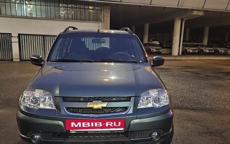 Chevrolet Niva I рестайлинг, 2014 год, 900 000 рублей, 2 фотография