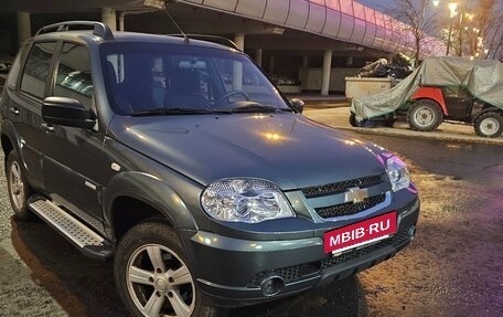 Chevrolet Niva I рестайлинг, 2014 год, 900 000 рублей, 3 фотография