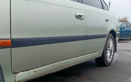 Toyota Avensis III рестайлинг, 1998 год, 360 000 рублей, 6 фотография