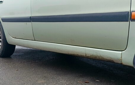 Toyota Avensis III рестайлинг, 1998 год, 360 000 рублей, 5 фотография