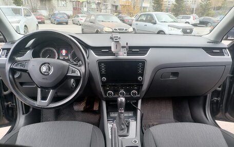 Skoda Octavia, 2017 год, 1 790 000 рублей, 8 фотография