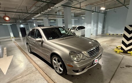 Mercedes-Benz C-Класс, 2006 год, 750 000 рублей, 2 фотография