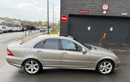Mercedes-Benz C-Класс, 2006 год, 750 000 рублей, 11 фотография