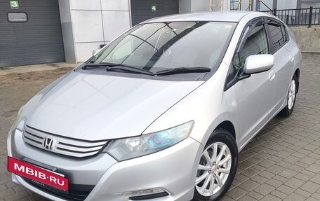 Honda Insight II рестайлинг, 2009 год, 1 000 000 рублей, 2 фотография