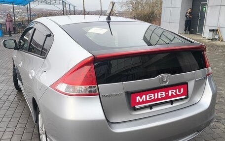 Honda Insight II рестайлинг, 2009 год, 1 000 000 рублей, 3 фотография