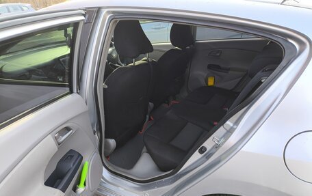 Honda Insight II рестайлинг, 2009 год, 1 000 000 рублей, 8 фотография