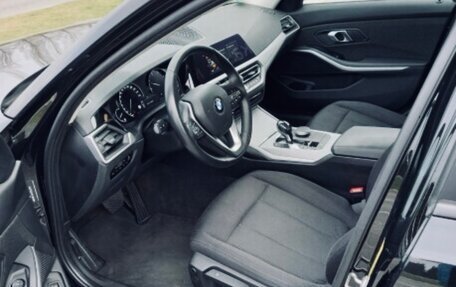 BMW 3 серия, 2019 год, 2 390 000 рублей, 10 фотография