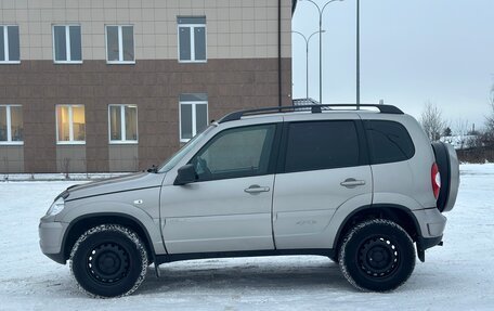 Chevrolet Niva I рестайлинг, 2015 год, 650 000 рублей, 2 фотография