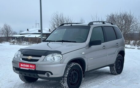 Chevrolet Niva I рестайлинг, 2015 год, 650 000 рублей, 1 фотография