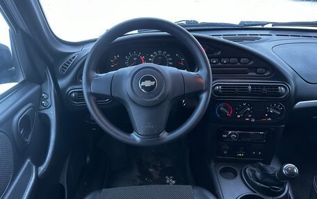 Chevrolet Niva I рестайлинг, 2015 год, 650 000 рублей, 31 фотография