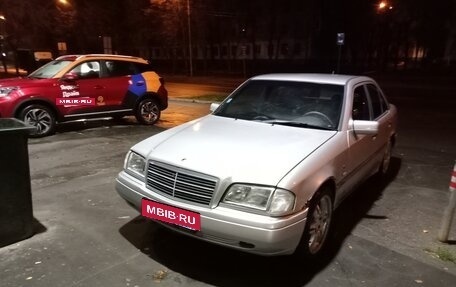 Mercedes-Benz C-Класс, 1997 год, 270 000 рублей, 4 фотография