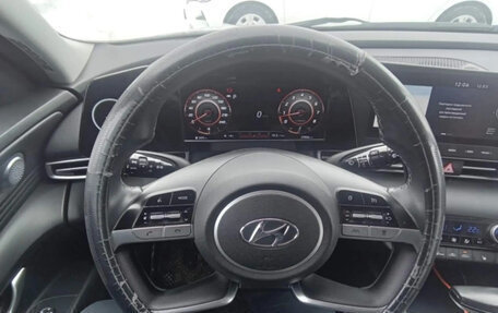 Hyundai Elantra, 2021 год, 1 600 000 рублей, 6 фотография