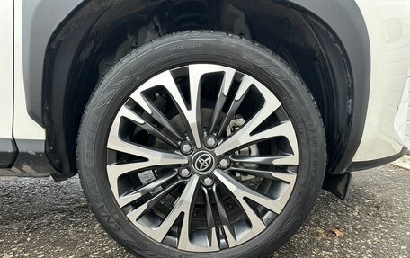 Toyota Yaris Cross, 2021 год, 2 100 000 рублей, 13 фотография