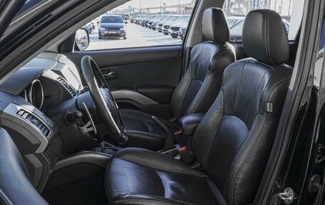 Mitsubishi Outlander III рестайлинг 3, 2011 год, 1 299 000 рублей, 10 фотография