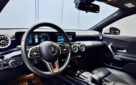 Mercedes-Benz A-Класс, 2021 год, 1 695 125 рублей, 9 фотография