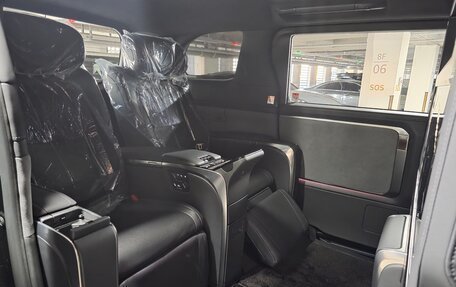 Lexus LM, 2024 год, 21 280 000 рублей, 5 фотография