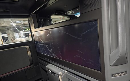 Lexus LM, 2024 год, 21 280 000 рублей, 7 фотография