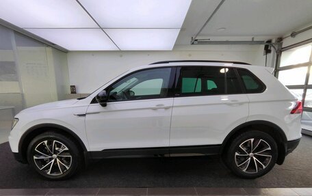 Volkswagen Tiguan II, 2019 год, 3 045 000 рублей, 8 фотография