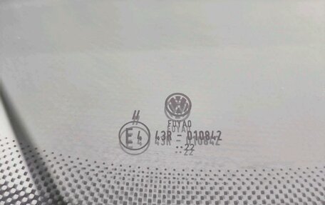 Volkswagen Tiguan II, 2019 год, 3 045 000 рублей, 20 фотография