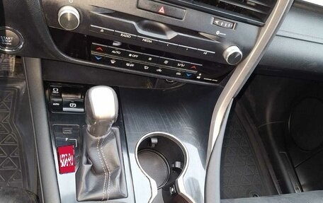 Lexus RX IV рестайлинг, 2016 год, 350 000 рублей, 12 фотография