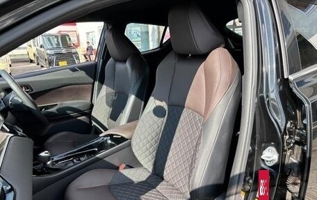 Toyota C-HR I рестайлинг, 2018 год, 1 150 000 рублей, 11 фотография