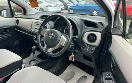 Toyota Vitz, 2012 год, 859 000 рублей, 10 фотография