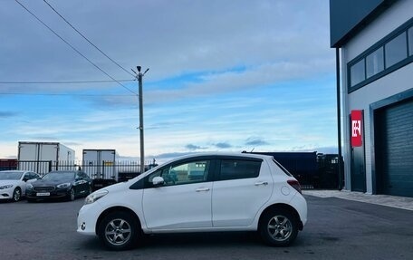 Toyota Vitz, 2012 год, 859 000 рублей, 3 фотография