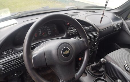 Chevrolet Niva I рестайлинг, 2016 год, 670 000 рублей, 2 фотография