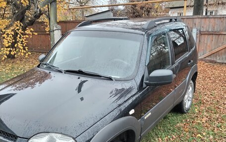 Chevrolet Niva I рестайлинг, 2016 год, 670 000 рублей, 9 фотография