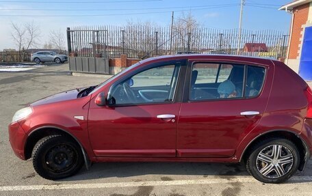 Renault Sandero I, 2012 год, 590 000 рублей, 3 фотография