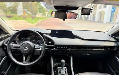 Mazda 3, 2023 год, 1 900 069 рублей, 14 фотография