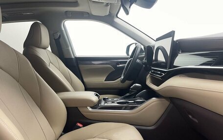 Toyota Highlander, 2025 год, 6 100 000 рублей, 12 фотография