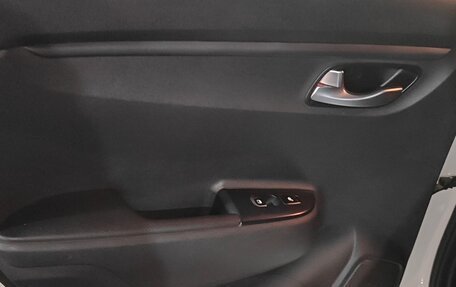 KIA Rio IV, 2018 год, 1 700 000 рублей, 12 фотография