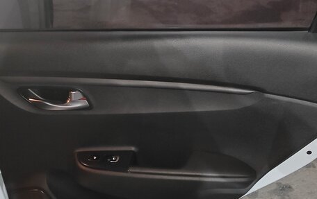 KIA Rio IV, 2018 год, 1 700 000 рублей, 13 фотография