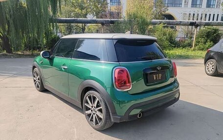 MINI Hatch, 2022 год, 2 250 000 рублей, 3 фотография